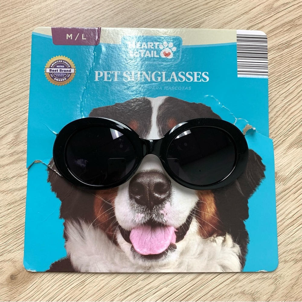 Pet Dog Sunglasses Size Medium/Large With Head Strap Black NEW‎